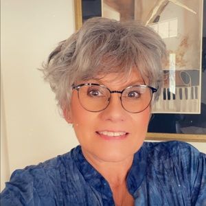 Meet your Posher, Karen